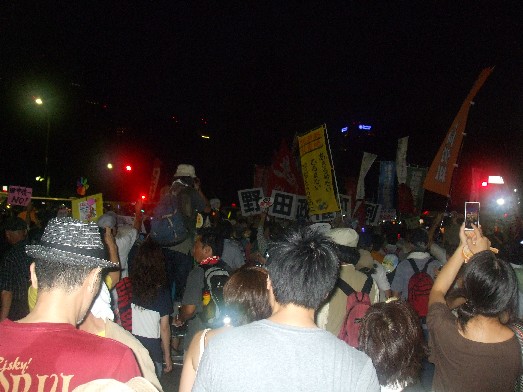 120729kokkaimae 037.jpg